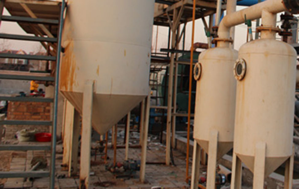 Waste oil distillation machine