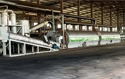 High capacity continuous waste plastic pyrolysis plant