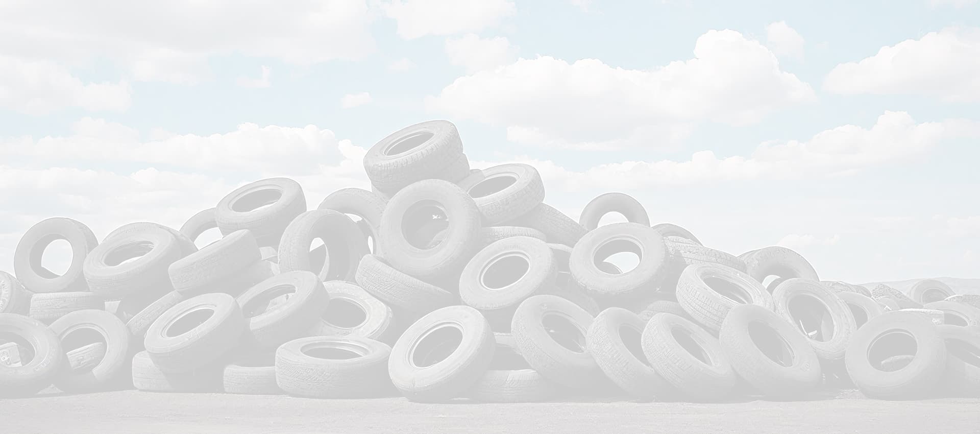 Continuous recycling pyrolysis solution