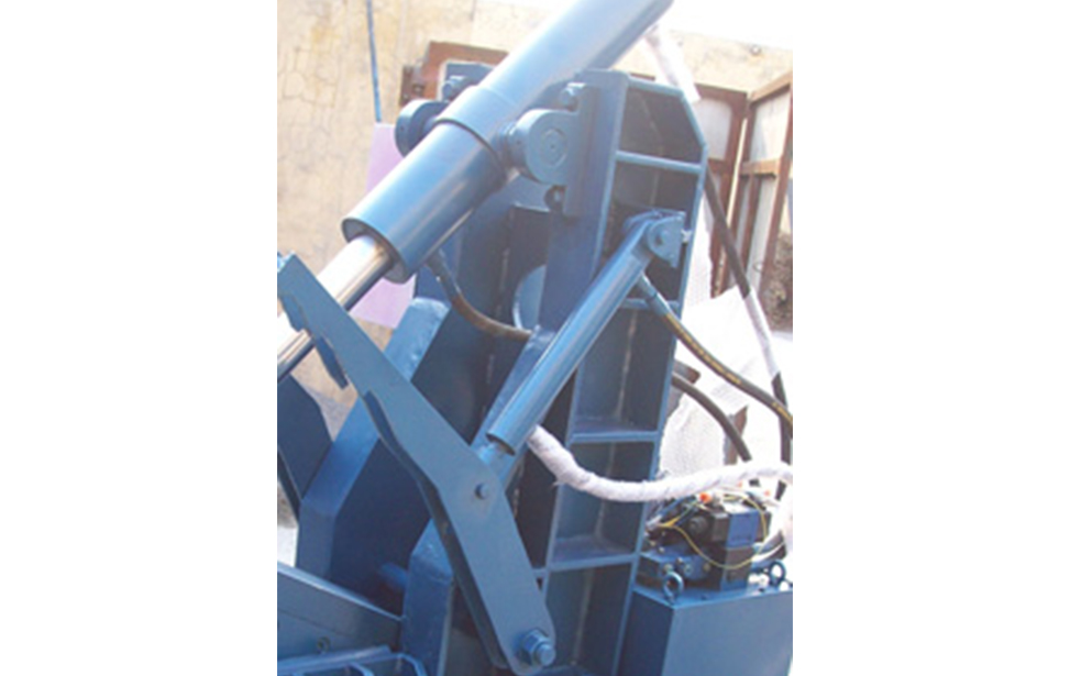 Hydraulic Cutting Machine
