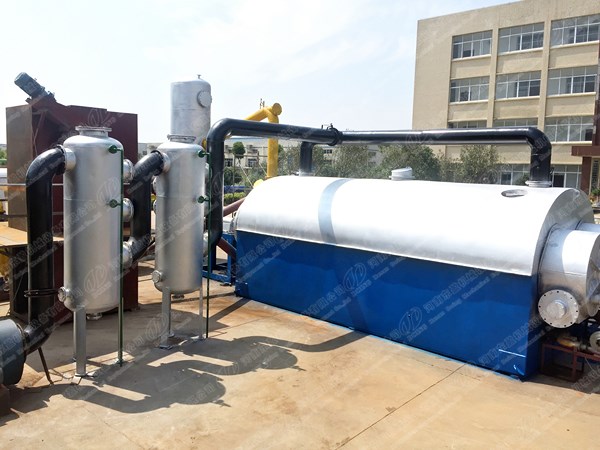 Continuous processing of tire pyrolysis plant