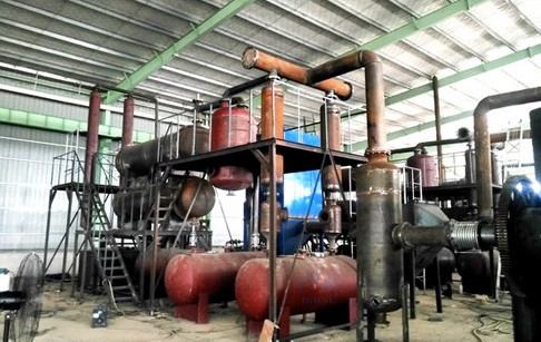 6 sets 12T/D waste tyre pyrolysis plants running well in Hunan