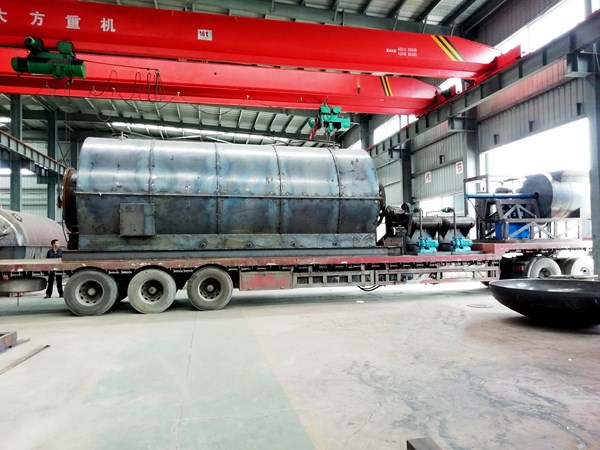  2 sets 10 t/d used tyre pyrolysis plants delivery to yunnan