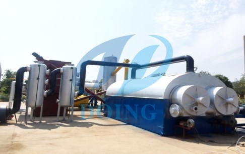 Continuous scrap tire pyrolysis production line