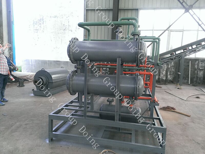 Small capacity pyrolysis machine 